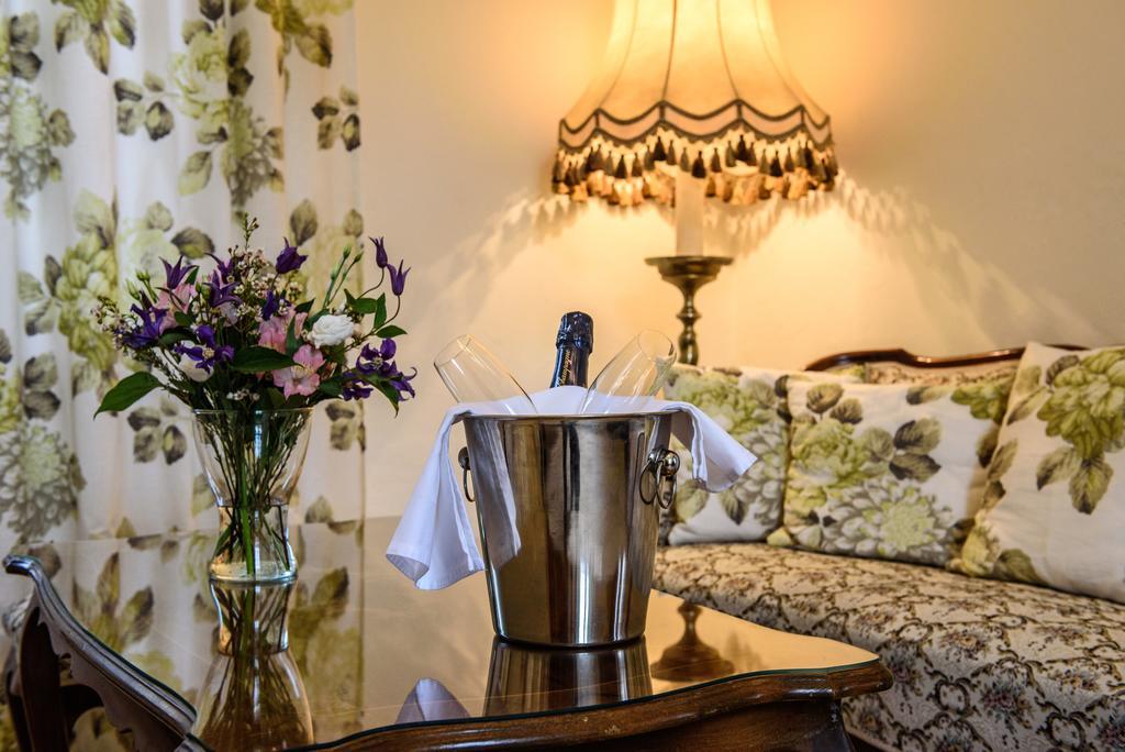 Hôtel Chateau Hostacov Extérieur photo